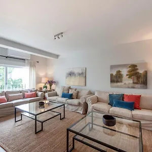  Apartment O&l Aire - Spacious And Bright In The Heart Of