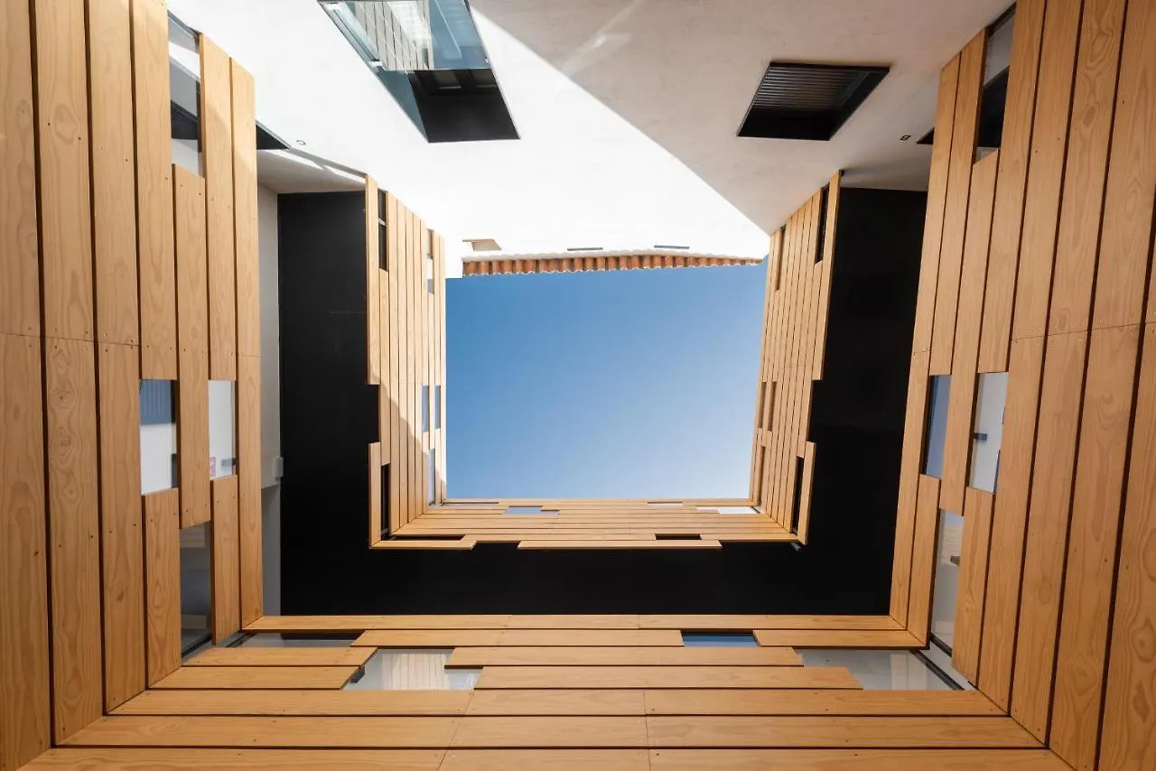 Komodo Puerta Osario Apartment Seville Spain